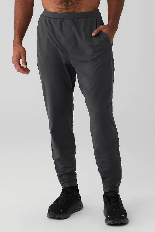 Conquer React Performance Pant - Anthracite Modern Stretch Trousers