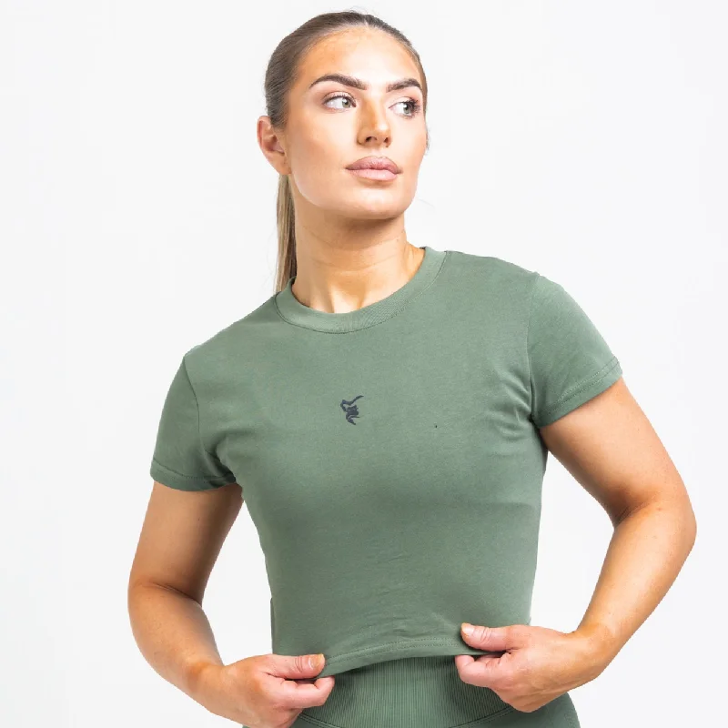 Sculpt Crop Tee Collared Crew Neck Turtle Neck