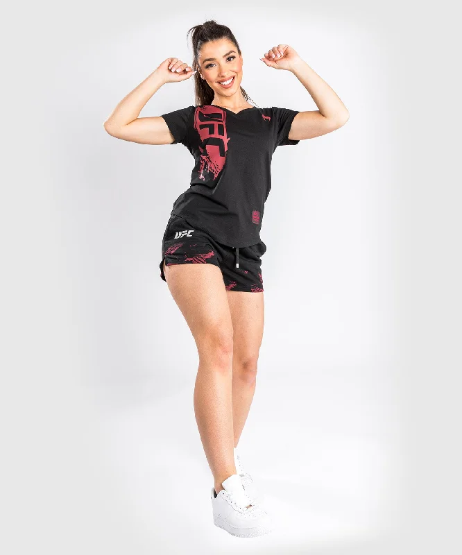 T-Shirt UFC Venum Authentic Fight Week 2.0 - Pour Femmes - Noir/Rouge V-Neck T-Shirt Long Sleeve Cotton