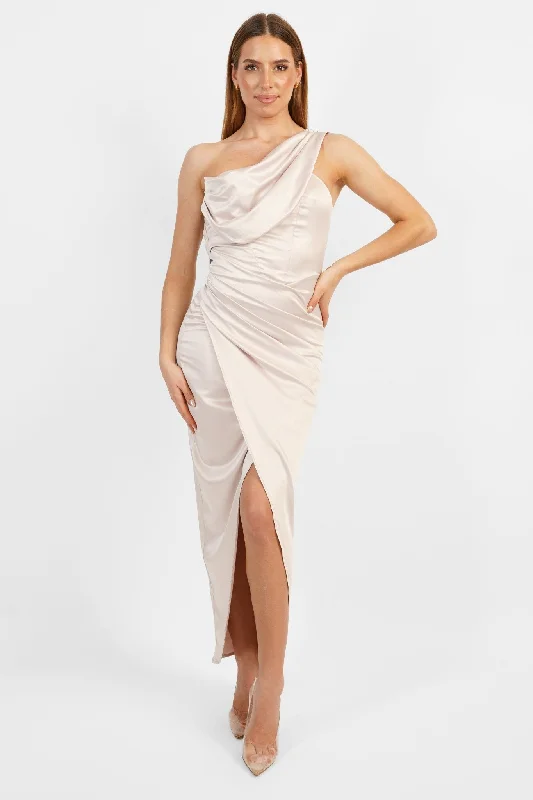 Mik Maxi Dress in Ecru Cozy Knitted Maxi Dress