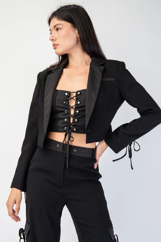 Cropped Single Button Woven Jacket Zippered Jacket Buttoned Jacket Snapped Jacket