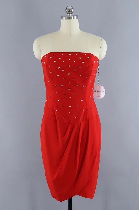 Vintage Red Rhinestone Strapless Mini Dress Fashionable Mini Dress with Slits
