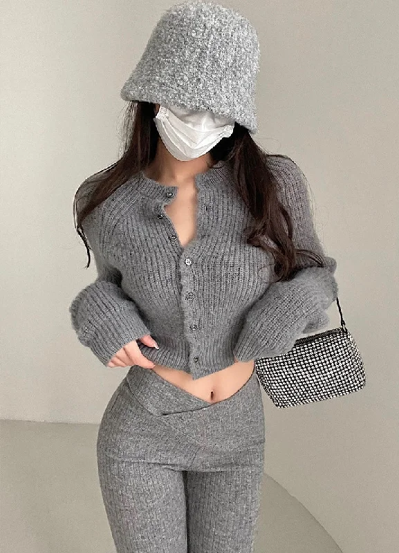 Brynn Solid Color Ribbed Knitted Button Up Long Sleeve Cropped Sweater Mesh Fabric Canvas Fabric Denim Fabric Brynn Solid Color Ribbed Knitted Button Up Long Sleeve Cropped Sweater Mesh Fabric Canvas Fabric Denim Fabric