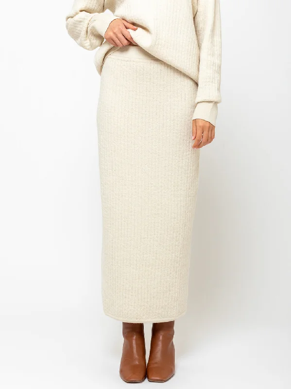 Line Quilt Skirt - Raw White silk skirt lustrous